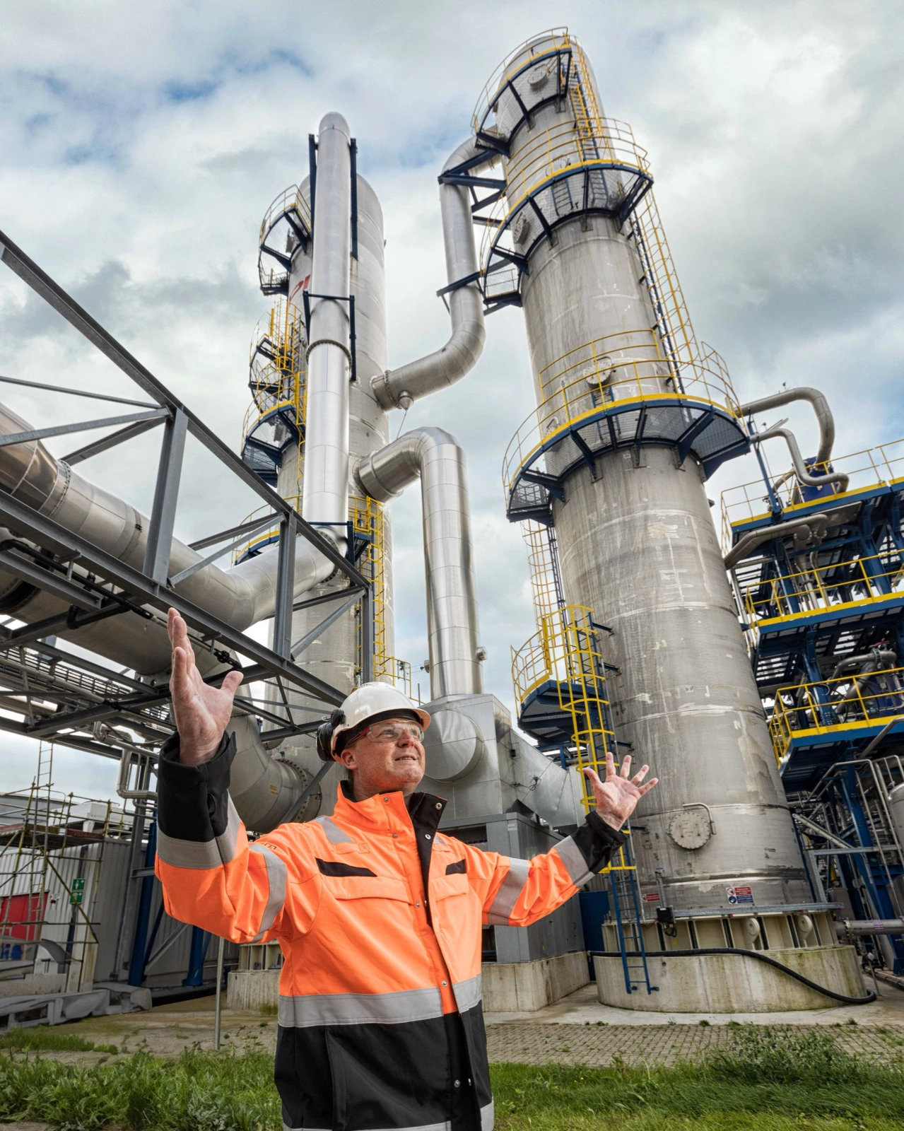 Project Manager Sidney Bakker on-site at an industrial heat recovery installation.